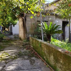 Pelješac, prodaja, kamena kuća i 3 ruševine