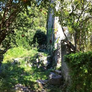 Pelješac, prodaja, kamena kuća i 3 ruševine