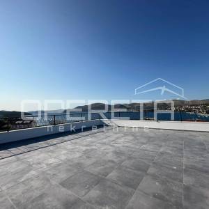 Penthouse novogradanja 160 m2, pogled more, terasa, otok Čiovo