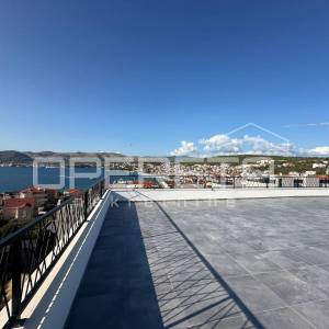 Penthouse novogradanja 160 m2, pogled more, terasa, otok Čiovo
