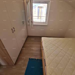 PEROJ, Stan na gornjem katu, blizu mora