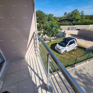 PEROJ, Stan na gornjem katu, blizu mora