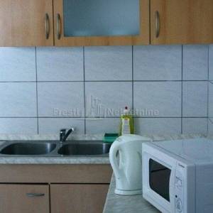 PETRČANE - Objekat od 651 m2 (netto) - PRVI RED DO MORA