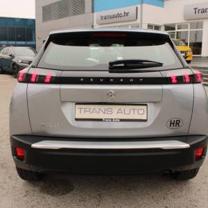 Peugeot 2008 1.2 Puretech *LED, NAVIGACIJA*
