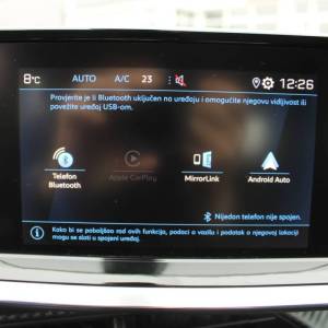 Peugeot 2008 1.2 Puretech *LED, NAVIGACIJA*