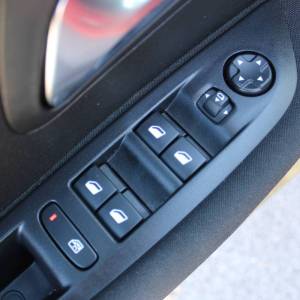 Peugeot 208 1.2 Puretech AUTOMATIK *LED, NAVIGACIJA*