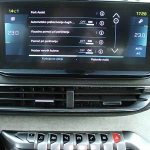 Peugeot 3008 Hybrid 4 300GT AUTOMATIK *LED, NAVIGACIJA, KAMERA*