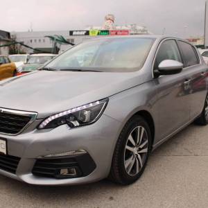 Peugeot 308 1.2 Puretech AUTOMATIK *NAVIGACIJA, KAMERA*