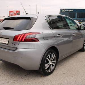Peugeot 308 1.2 Puretech AUTOMATIK *NAVIGACIJA, KAMERA*