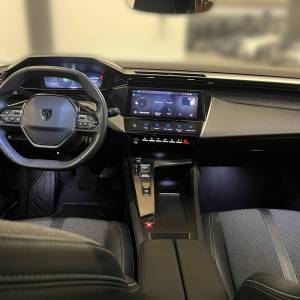 Peugeot 308 ALLURE HYBRID e-EAT8