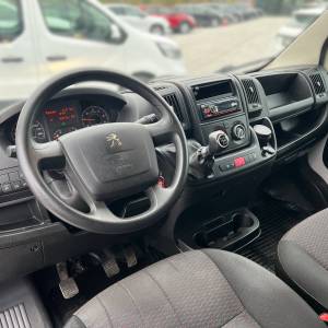 Peugeot Boxer 120 BLUEHDI