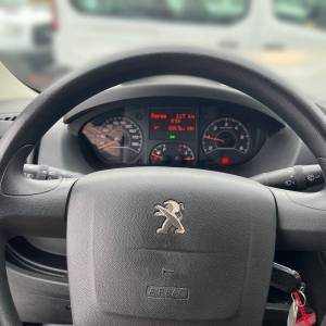 Peugeot Boxer 120 BLUEHDI