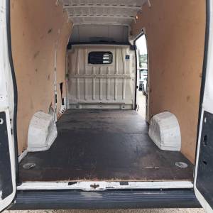 Peugeot Boxer 17m3 435 L4H3 2.0 Blu