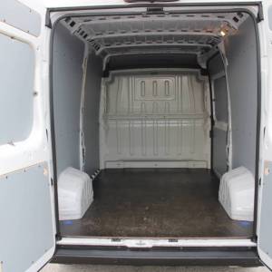 Peugeot Boxer 2.2 HDi L2H2 *NAVIGACIJA, KAMERA*