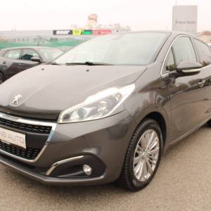 Peugoet 208 1.2 Puretech Allure reg 7/2026