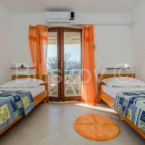 Pisak kuća 150 m od mora, pogled na more