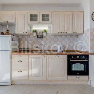 Pisak kuća 150 m od mora, pogled na more