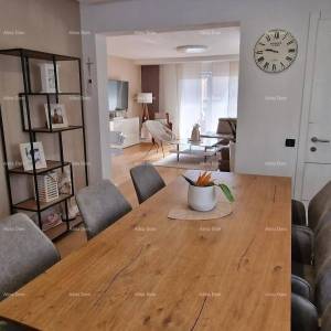 Pješčana Uvala, centar mjesta, aparmanska za rentanje!!