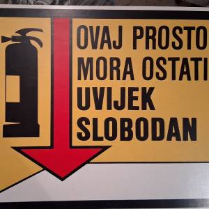 Plastificirani natpis za zgrade ili ugostiteljske ugostiteljske objekt