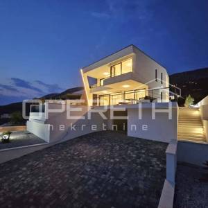 Podstrana, okolica Splita, Ekskluzivna privatna  4BDR villa s pogledom na more o