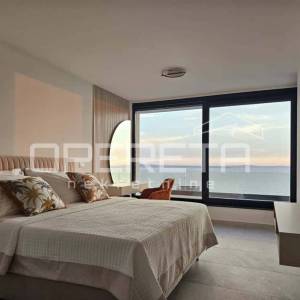 Podstrana, okolica Splita, Ekskluzivna privatna  4BDR villa s pogledom na more o