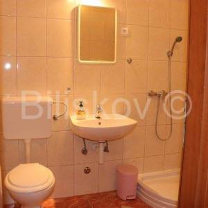 Podstrana, prodaja kuća, 12 jedinica, parking, 1.red