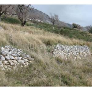 Podstrana prodaja zemljište pogled na more projekt za vilu