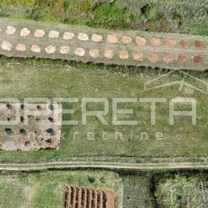 Poljoprivredno zemljište s bunarom - 5060m2 Raštane Donje