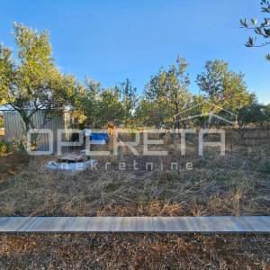 Poljoprivredno zemljište nadomak plaže, 570 m², Kaštel Štafilić