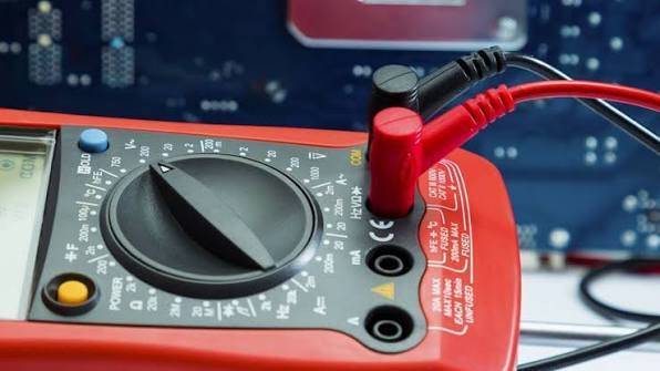 Popravak elektro uređaja – brza dijagnostika i povoljan servis