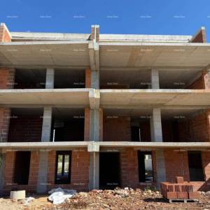 Poreč. Prodaja stana u modernoj novogradnji, Tar!