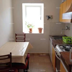 Poreč, Prodaje se stan s 3 spavaće sobe