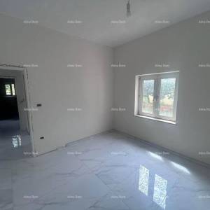 Poreč – stan na katu s vrtom