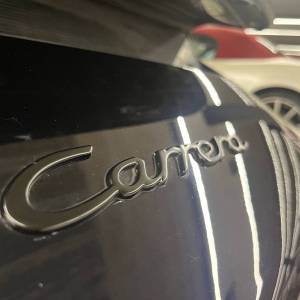 Porsche 911 CARRERA