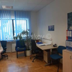 Poslovna zgrada uredi zakup Split Grad