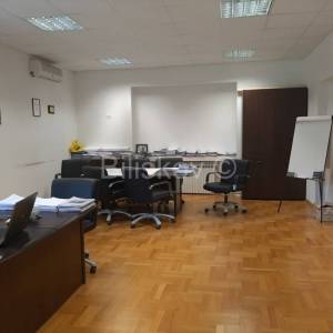 Poslovna zgrada uredi zakup Split Grad