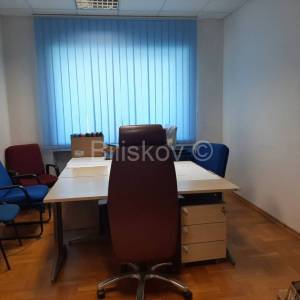 Poslovna zgrada uredi zakup Split Grad