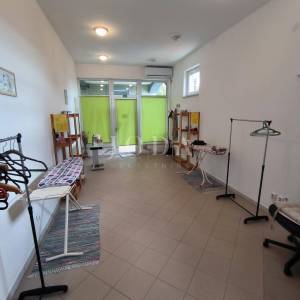 Poslovni prostor na odličnoj lokaciji u Novom Vinodolskom 