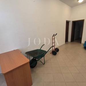 Poslovni prostor na odličnoj lokaciji u Novom Vinodolskom 