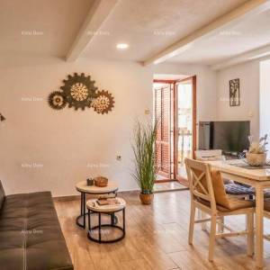 Prekrasan stan u Rovinju – 55 m², dvokatni, s pogledom na stari grad