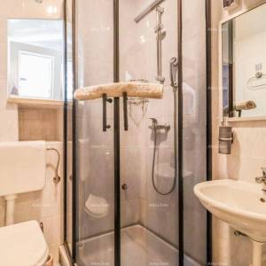 Prekrasan stan u Rovinju – 55 m², dvokatni, s pogledom na stari grad