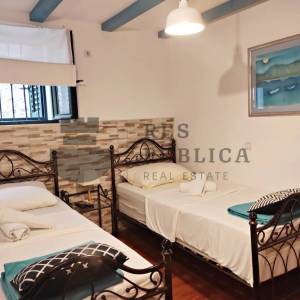 PREKRASNA KAMENA KUĆA U SRCU STONA - IZVRSNA PRILIKA ZA TURISTIČKI NAJAM