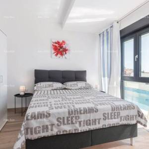 Prekrasna kuća na Velom Vrhu! 208 m2! PULA