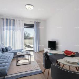 Prekrasna kuća na Velom Vrhu! 208 m2! PULA