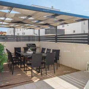 Prekrasna kuća na Velom Vrhu! 208 m2! PULA