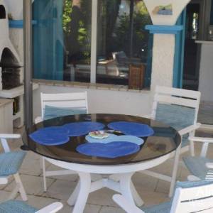 Prekrasna kuća u Banjolama sa vrtom iz snova!!!!