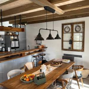 Prekrasna rustikalna kuća s bazenom i manjim dodatnim objektom-pool house, Svetvinčenat!