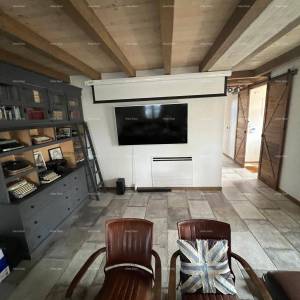 Prekrasna rustikalna kuća s bazenom i manjim dodatnim objektom-pool house, Svetvinčenat!