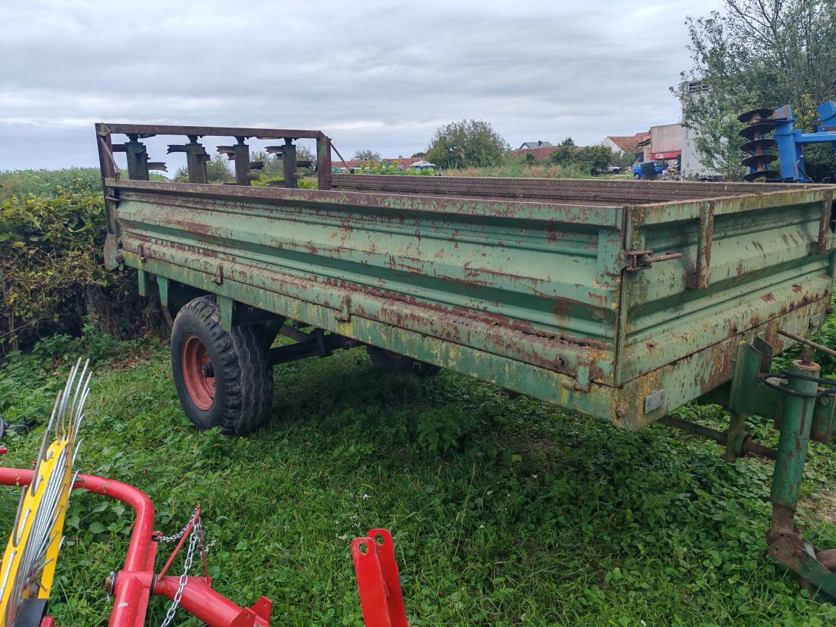 Prikolica za gnoj Tehnostroj