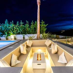 Primošten, luksuzna vila na mirnoj lokaciji, prodaja